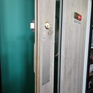 Replacement of a lock for shop staff door