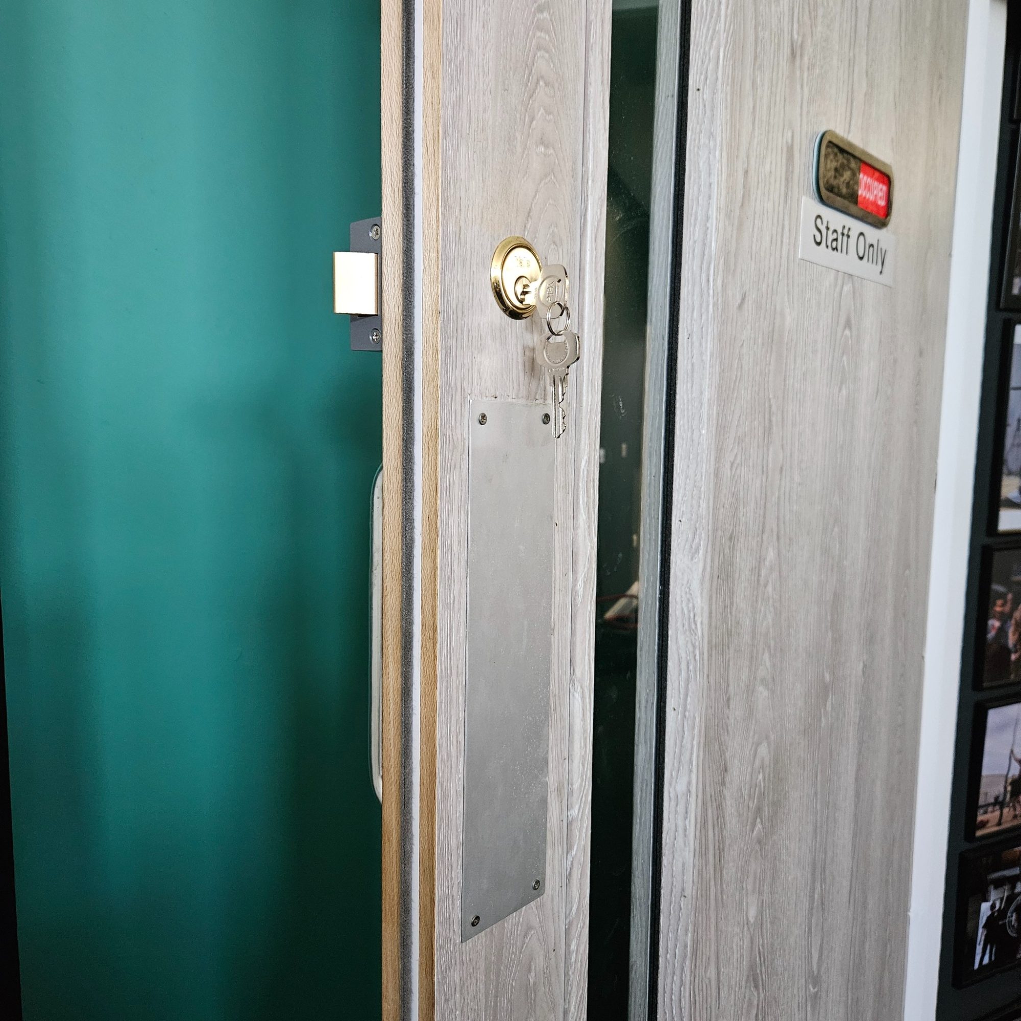 Replacement of a lock for shop staff door