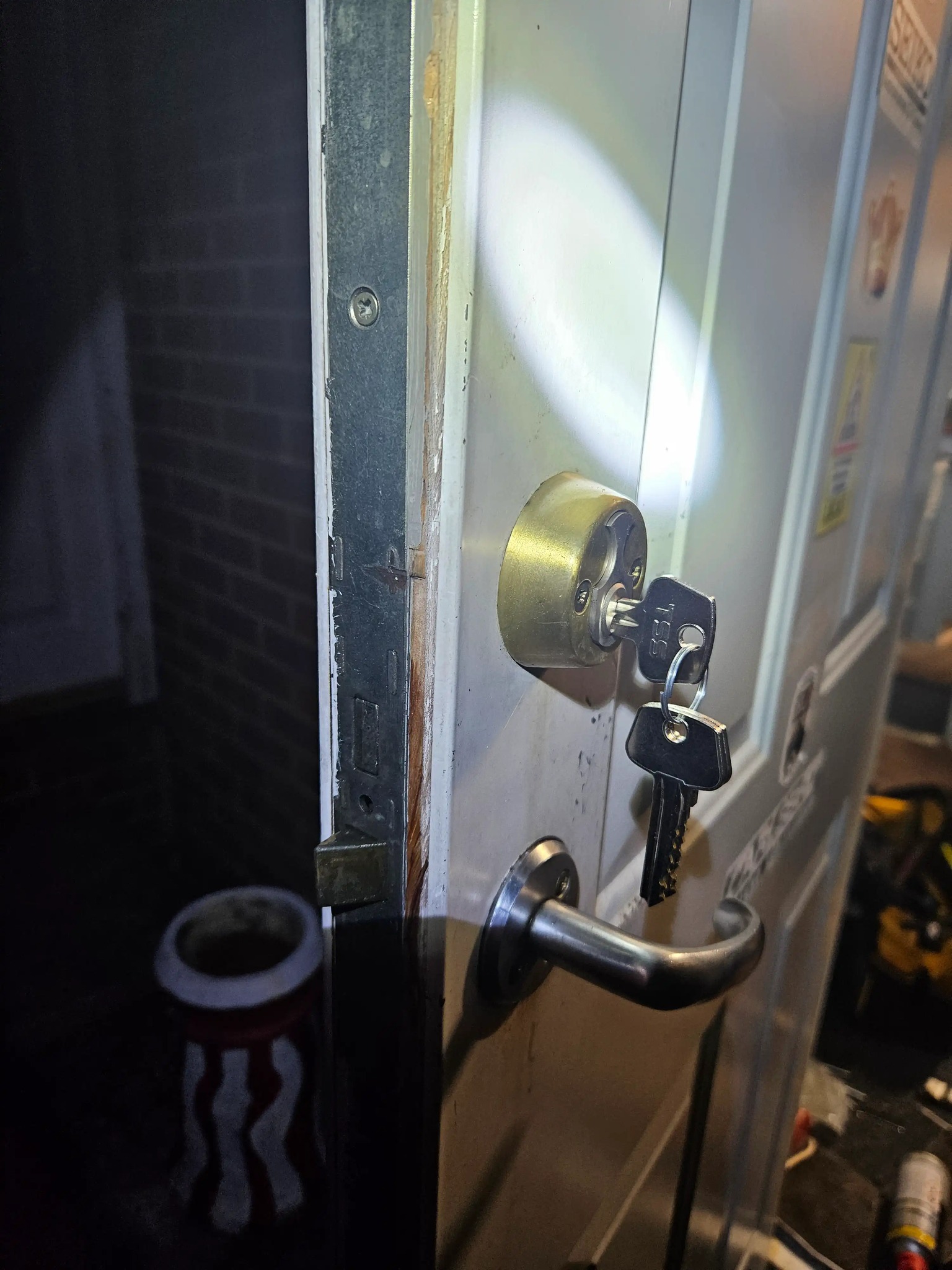 Late night call out for a lock change on a commercial building