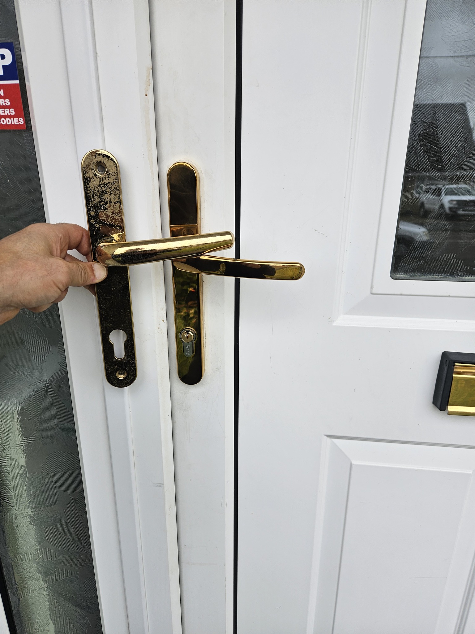 Comparison between an old door handle and a new one